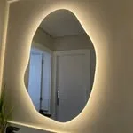 Espelho LED retroiluminado para banheiro